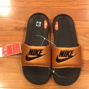 Women’s Sandals Nike Size 10